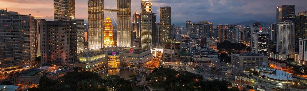 Kuala Lumpur pe timpul nopții