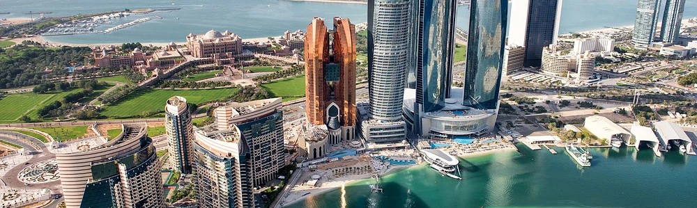 Vedere panoramică asupra orașului Abu Dhabi