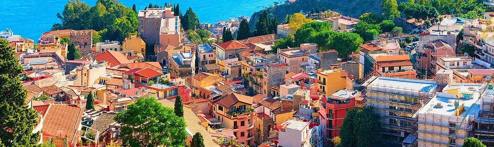 Vedere panoramică asupra Siciliei