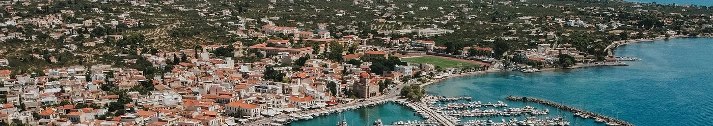 Peisaj panoramic al insulei Aegina