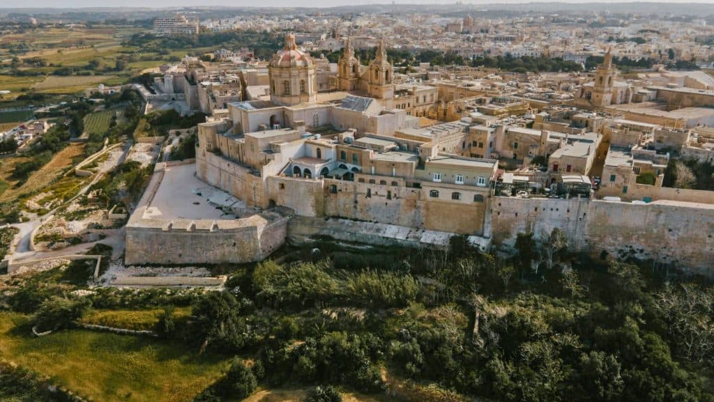 Orașul Mdina fotografiat din cer.