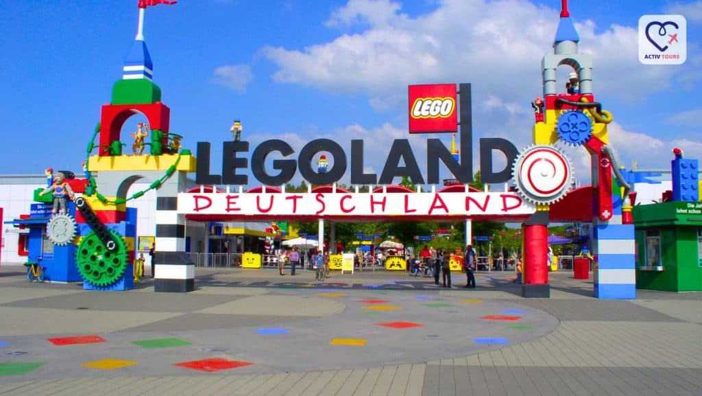 Intrarea parcului Legoland din Germania