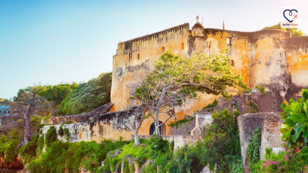 Peisaj panoramic al unei locații istorice din Kenya