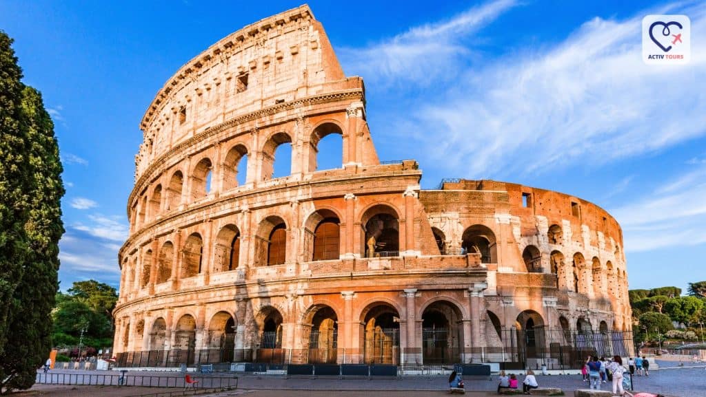 Peisaj panoramic al coloseumului din Roma