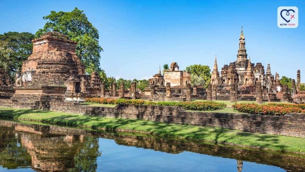 Parcul istoric Sukhothai din Thailanda